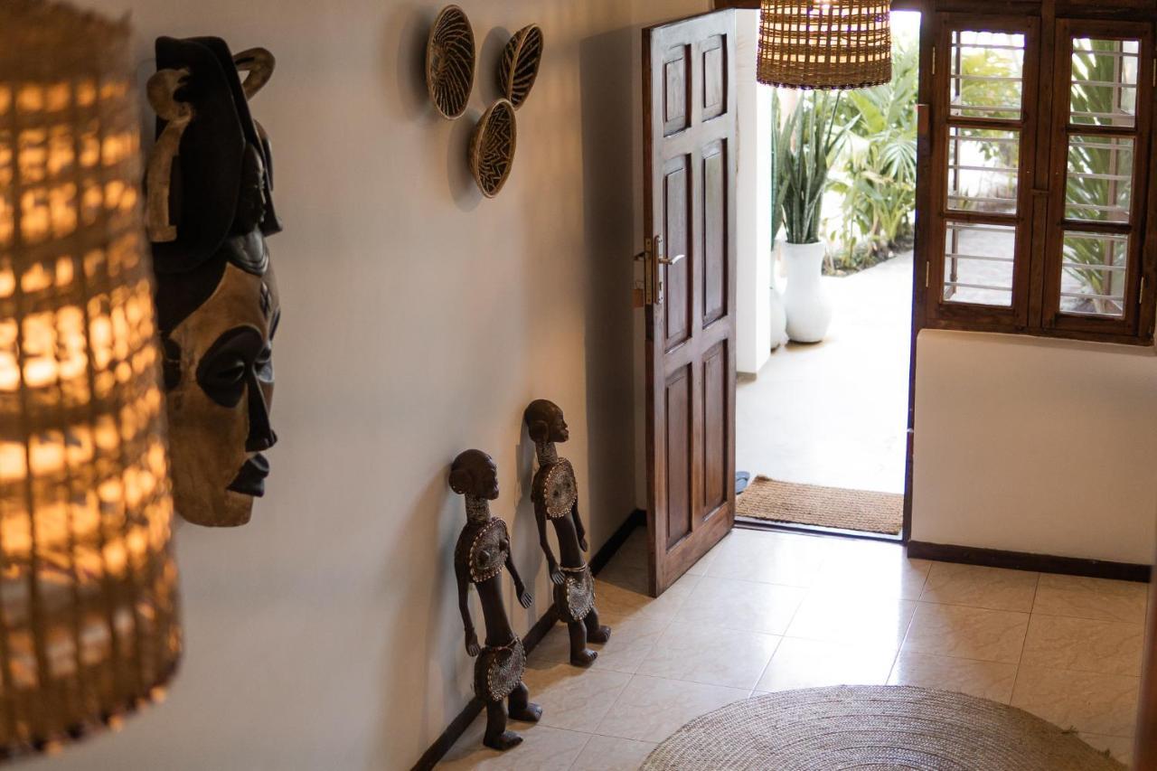 Kima Serviced Beach House & Suites Bwejuu Exterior photo